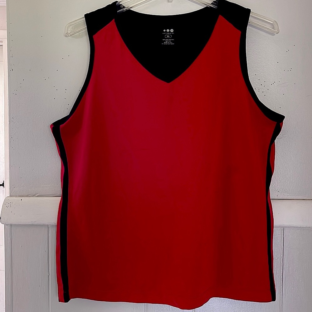 Three Dots red and navy blue tank
